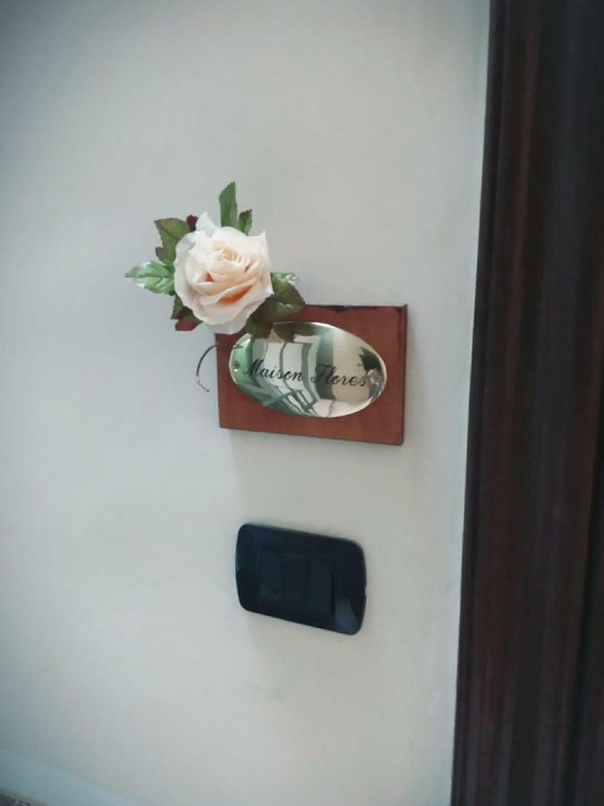 Maison Flores บารี ภายนอก รูปภาพ